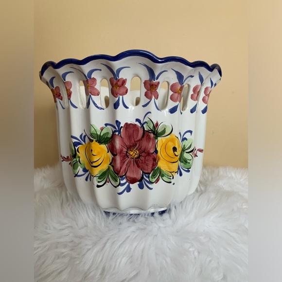 VESTAL Vintage Hand floral painted Alcobach Portugal ceramic planter pot… - Picture 5 of 12